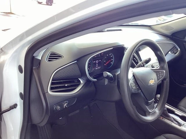 2023 Chevrolet Malibu - Image 8 of 20
