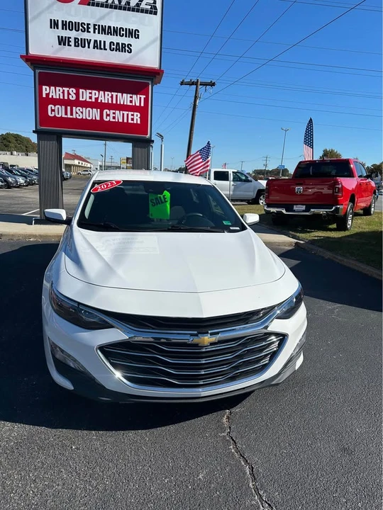 2023 Chevrolet Malibu - Image 2 of 12