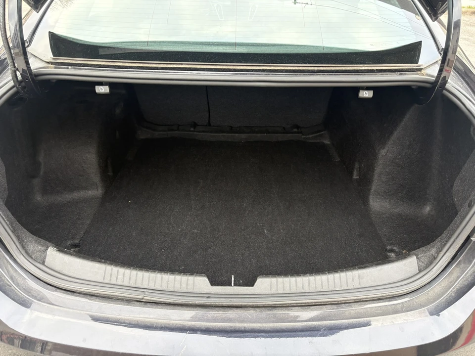 2023 Chevrolet Malibu - Image 16 of 21
