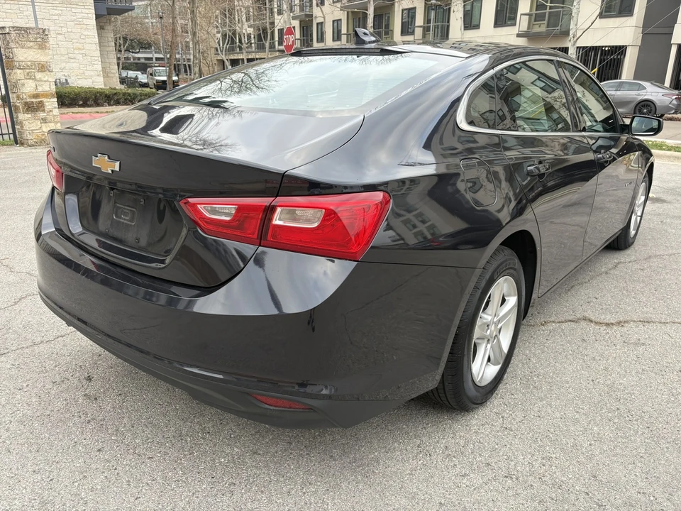 2023 Chevrolet Malibu - Image 8 of 21
