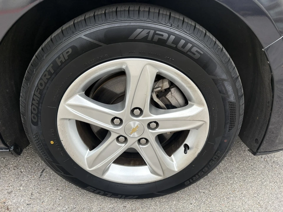 2023 Chevrolet Malibu - Image 15 of 21