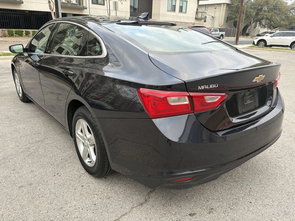 2023 Chevrolet Malibu - Image 5 of 21