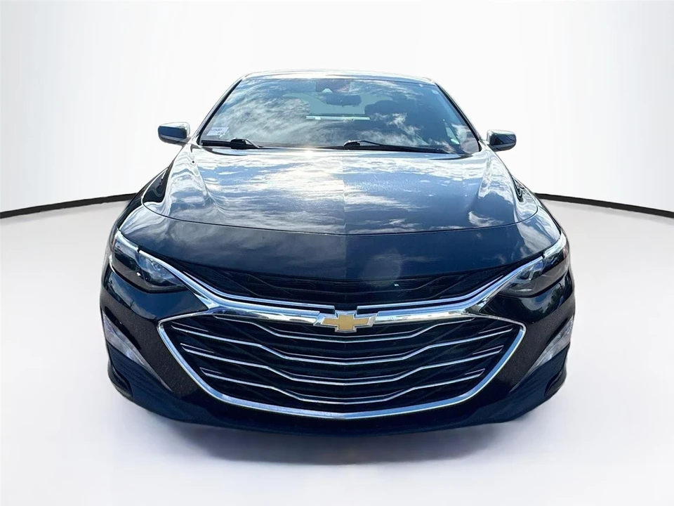 2023 Chevrolet Malibu - Image 2 of 21