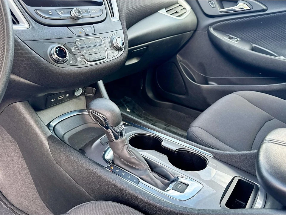 2023 Chevrolet Malibu - Image 14 of 21
