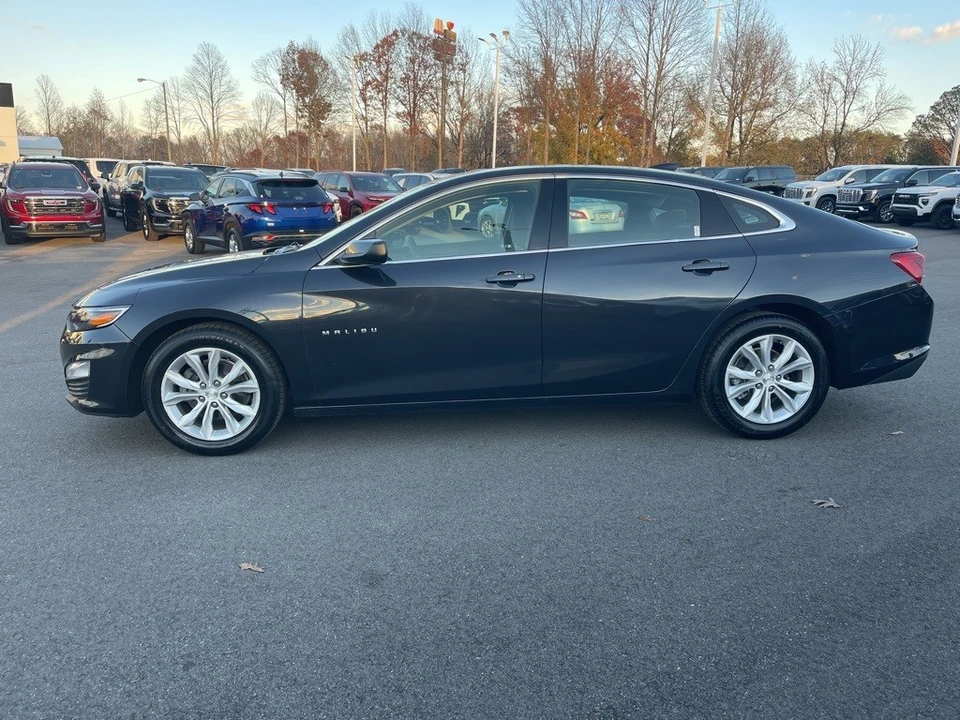 2023 Chevrolet Malibu - Image 2 of 12