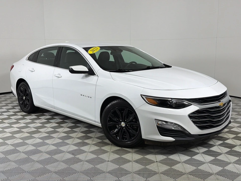 2023 Chevrolet Malibu - Image 2 of 12