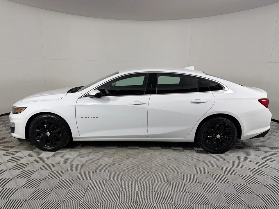 2023 Chevrolet Malibu - Image 8 of 12