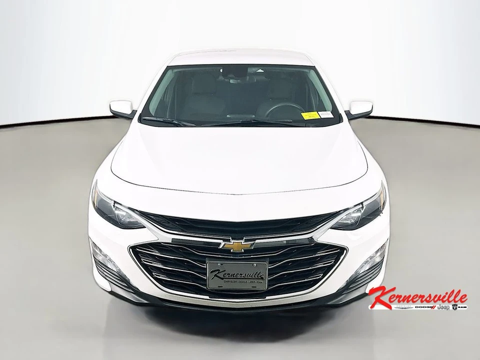 2023 Chevrolet Malibu - Image 2 of 21