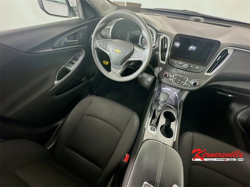 2023 Chevrolet Malibu - Image 9 of 21