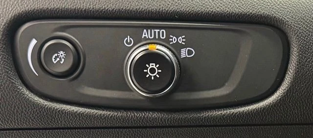 2023 Chevrolet Malibu - Image 19 of 21