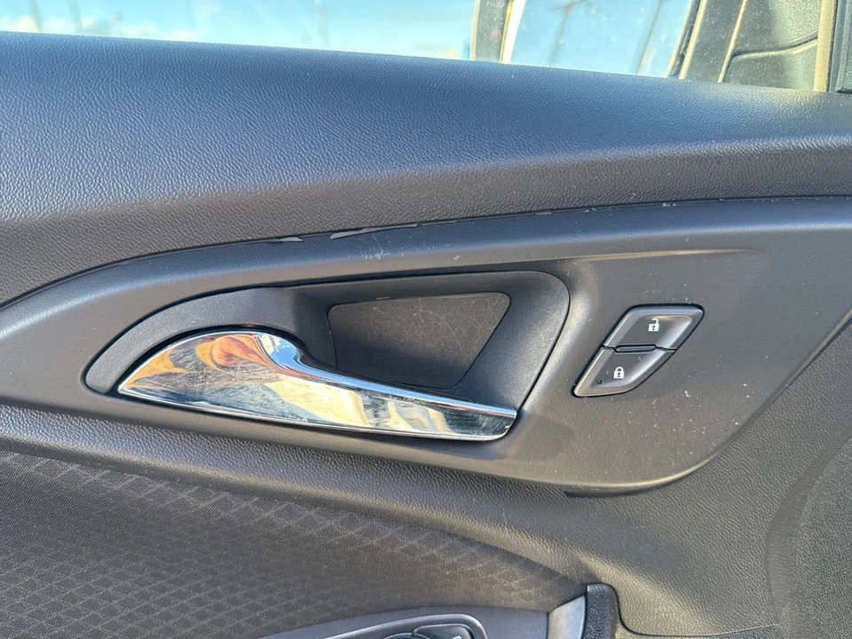 2023 Chevrolet Malibu - Image 11 of 12