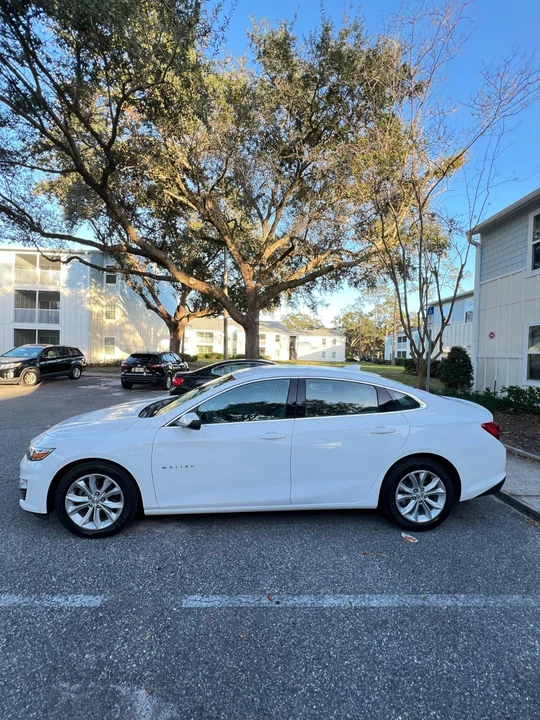 2023 Chevrolet Malibu - Image 2 of 10
