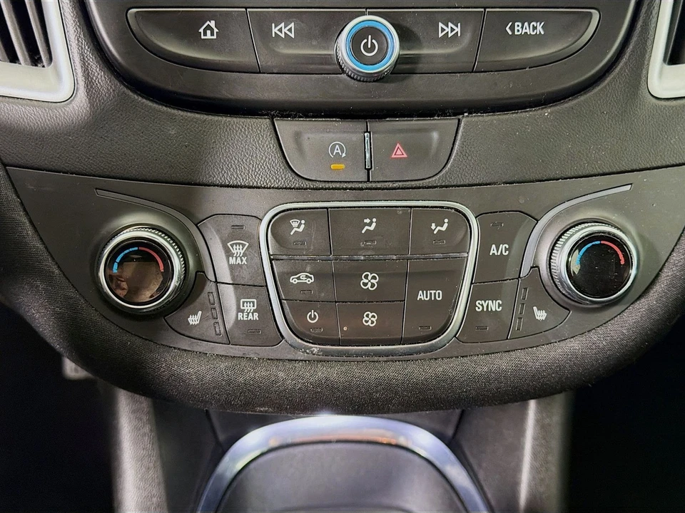 2023 Chevrolet Malibu - Image 18 of 21