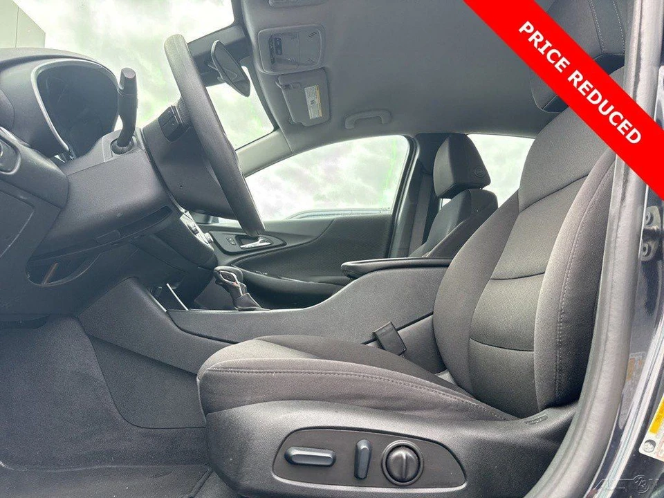 2023 Chevrolet Malibu - Image 2 of 13