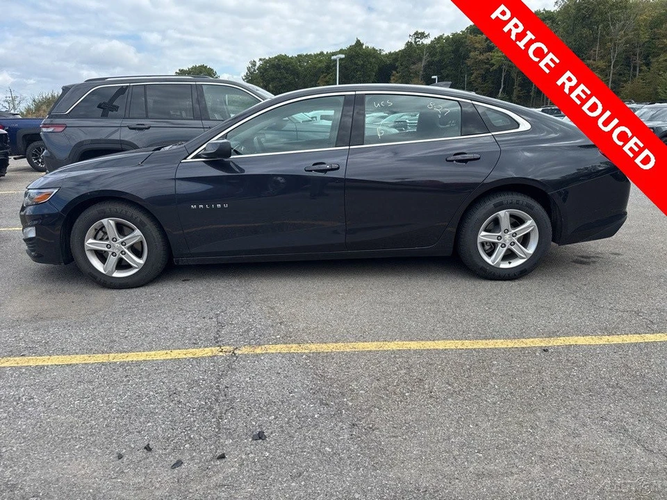2023 Chevrolet Malibu - Image 7 of 12