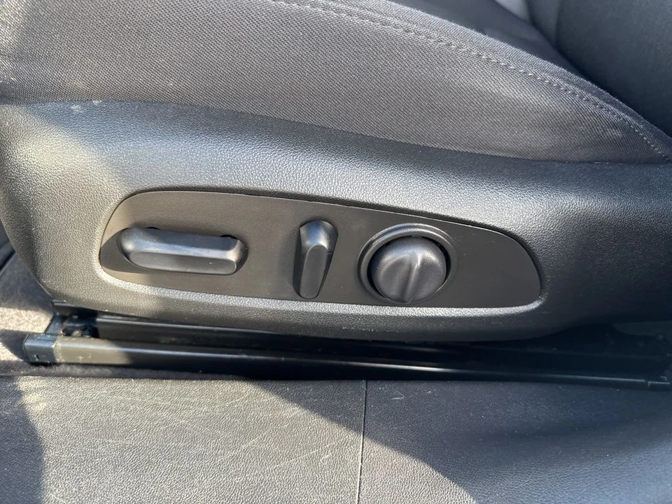 2023 Chevrolet Malibu - Image 10 of 12