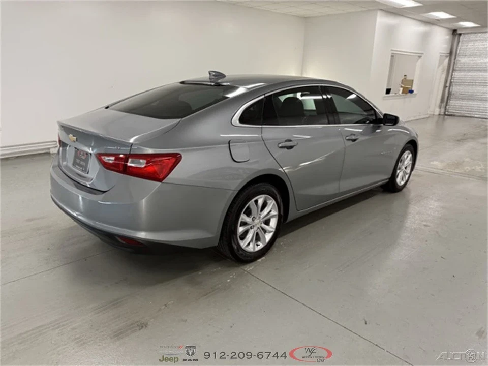 2023 Chevrolet Malibu - Image 5 of 19