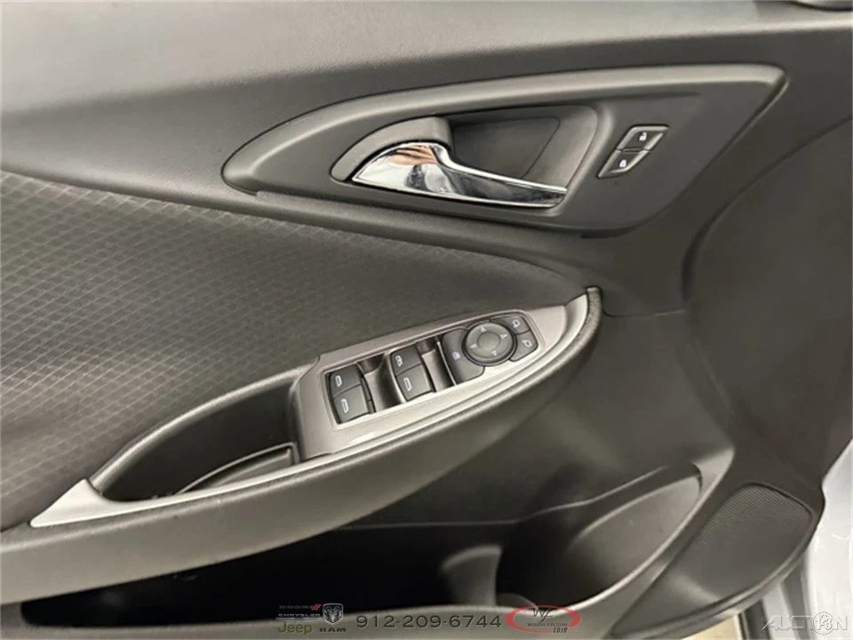 2023 Chevrolet Malibu - Image 12 of 19