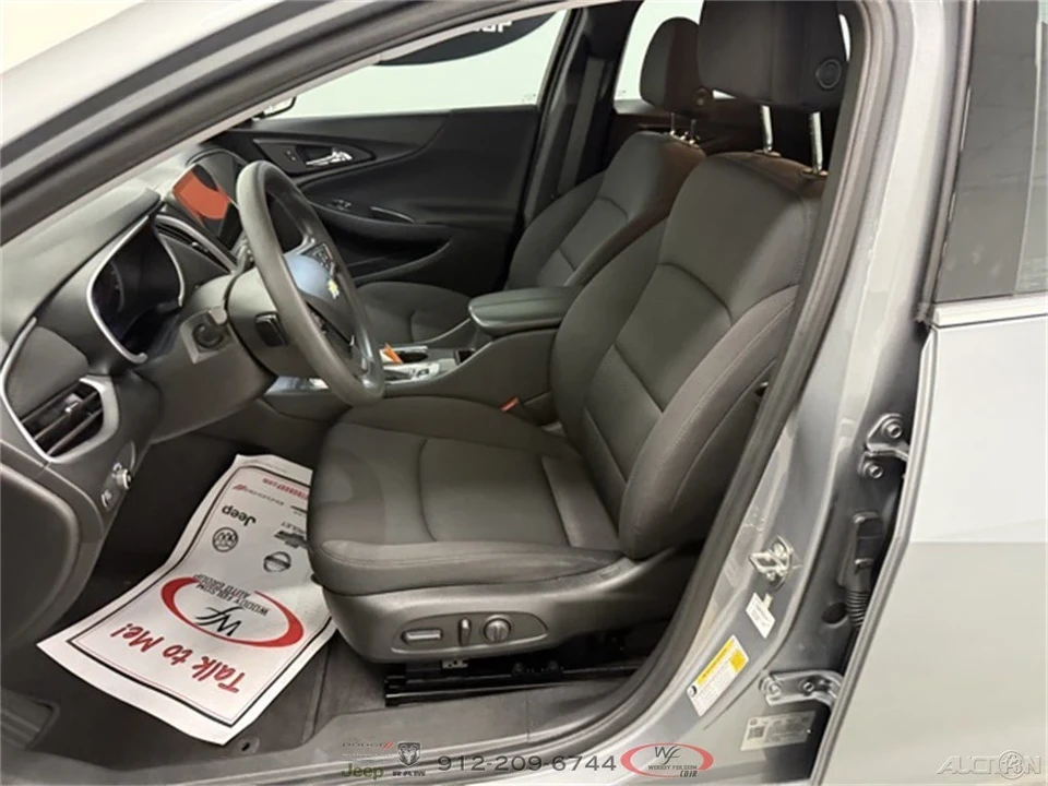 2023 Chevrolet Malibu - Image 9 of 19