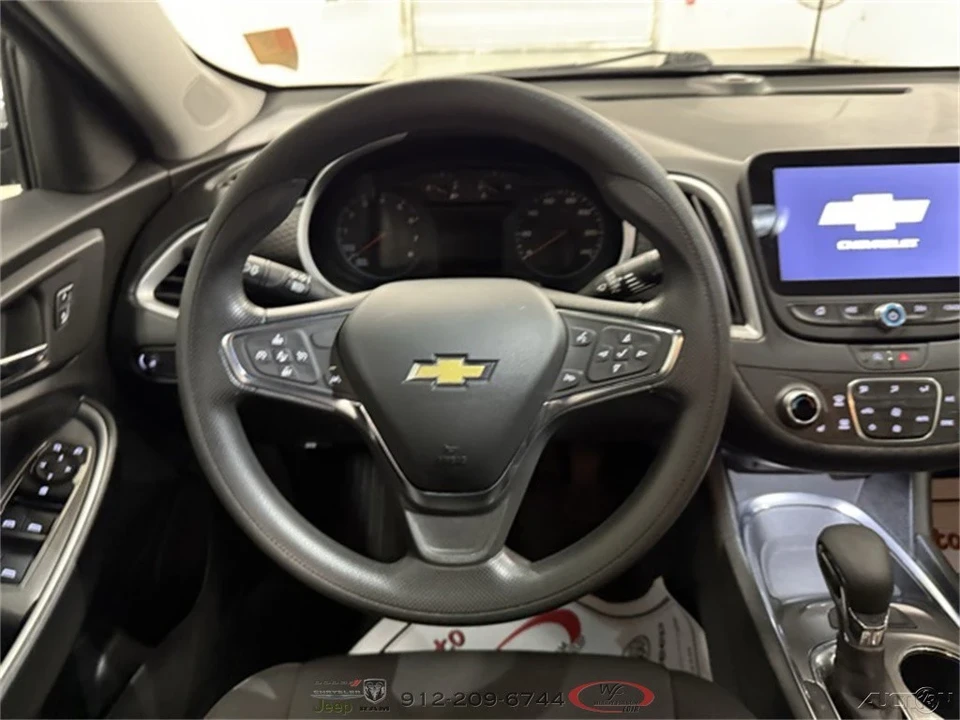 2023 Chevrolet Malibu - Image 15 of 19
