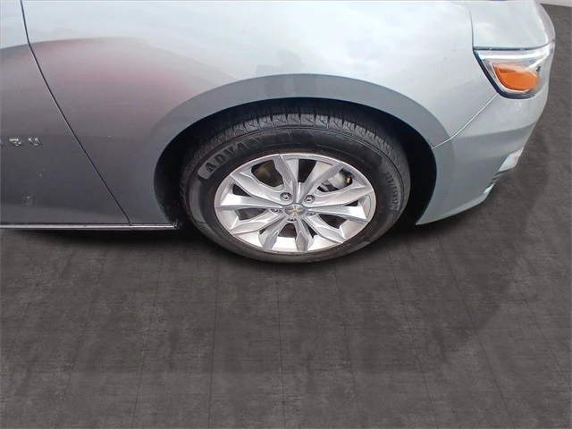 2023 Chevrolet Malibu - Image 10 of 12