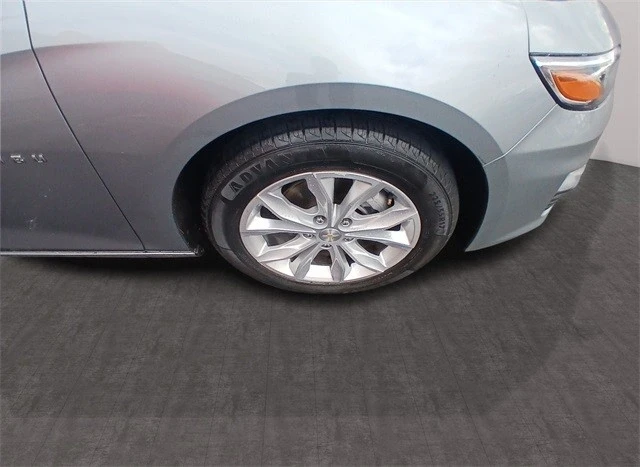 2023 Chevrolet Malibu - Image 10 of 12
