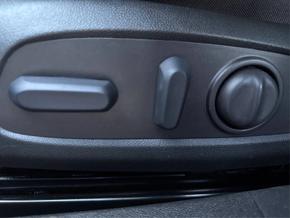 2023 Chevrolet Malibu - Image 18 of 21