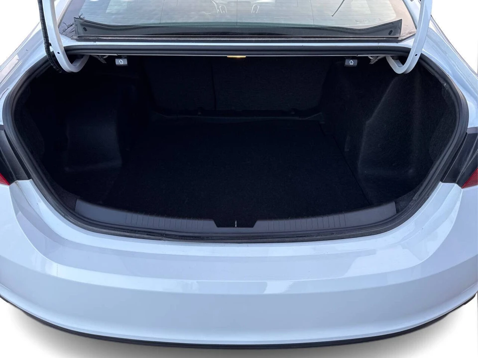 2023 Chevrolet Malibu - Image 12 of 21