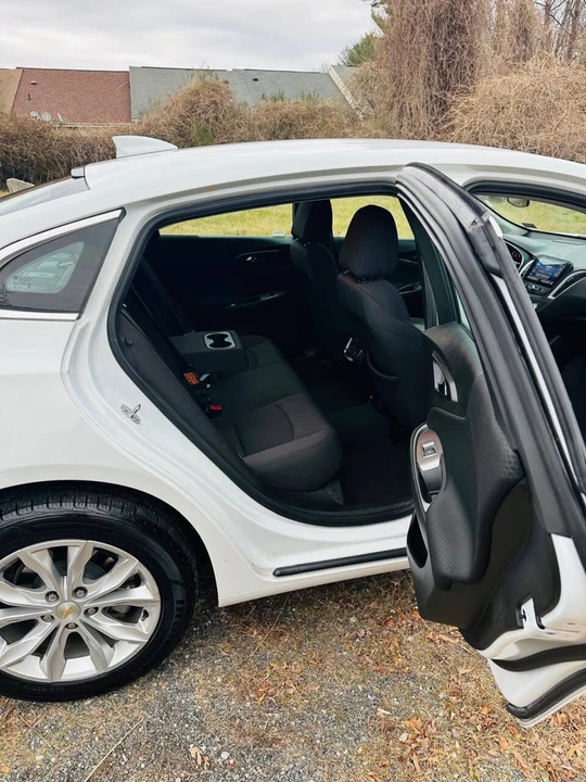 2023 Chevrolet Malibu - Image 15 of 21