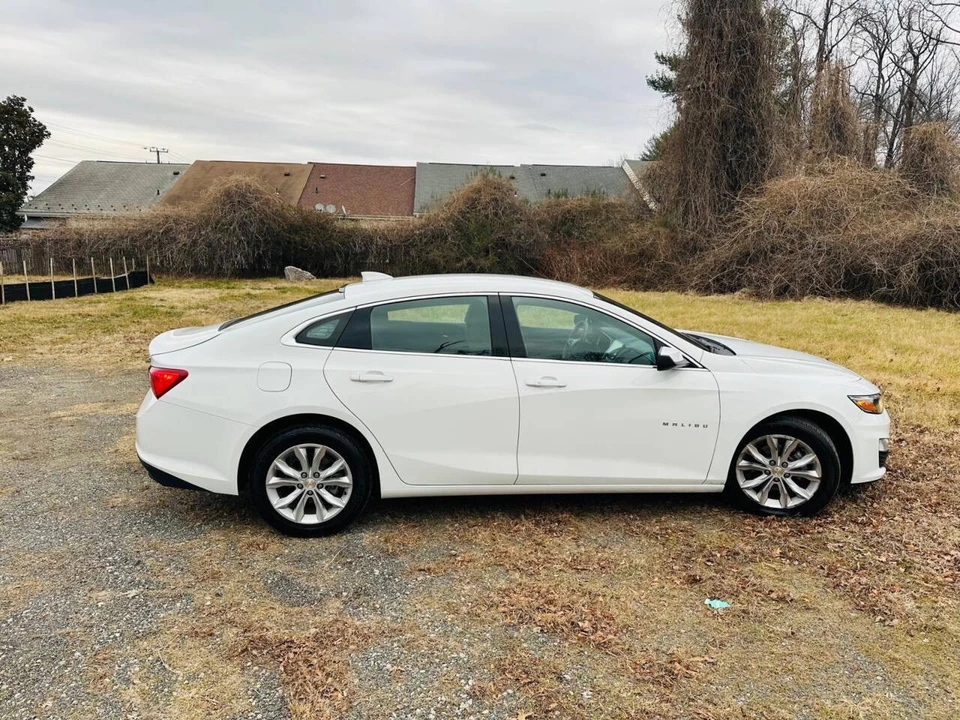 2023 Chevrolet Malibu - Image 7 of 21
