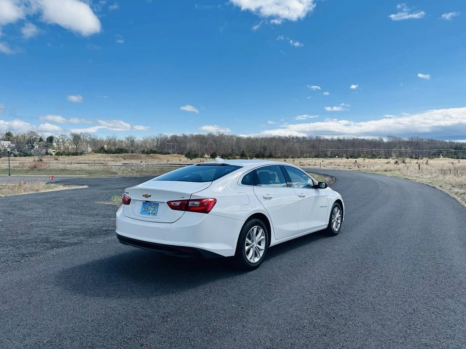 2023 Chevrolet Malibu - Image 4 of 21
