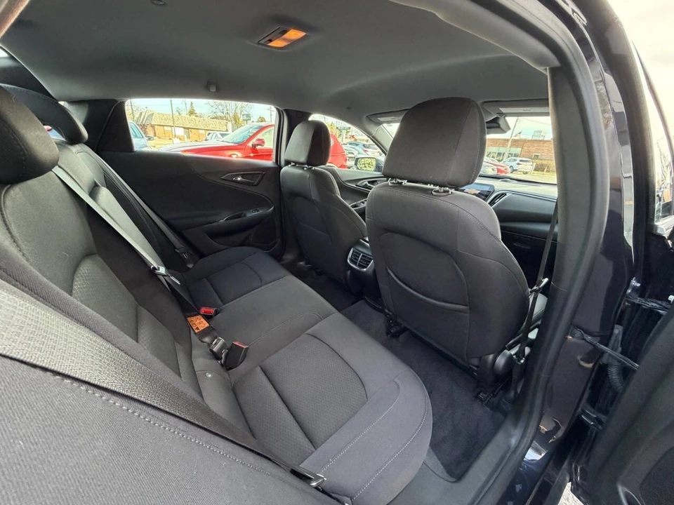 2023 Chevrolet Malibu - Image 13 of 20