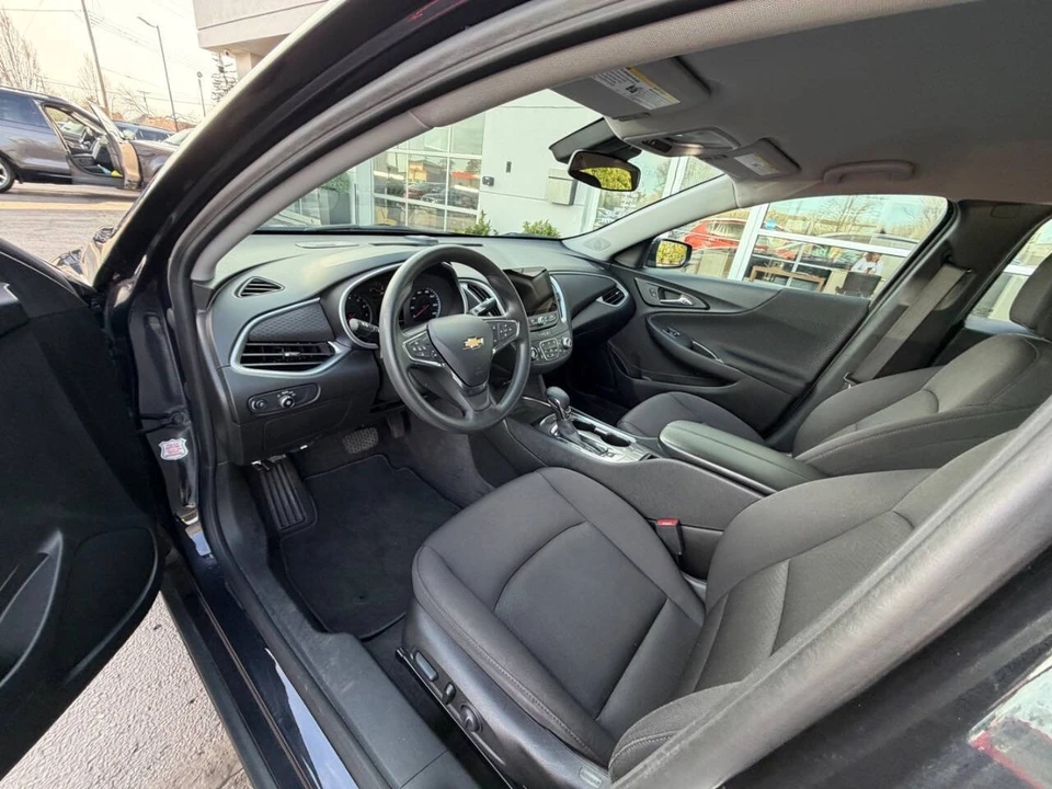 2023 Chevrolet Malibu - Image 9 of 20