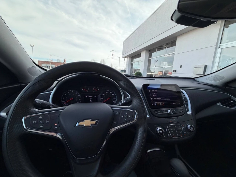 2023 Chevrolet Malibu - Image 15 of 20
