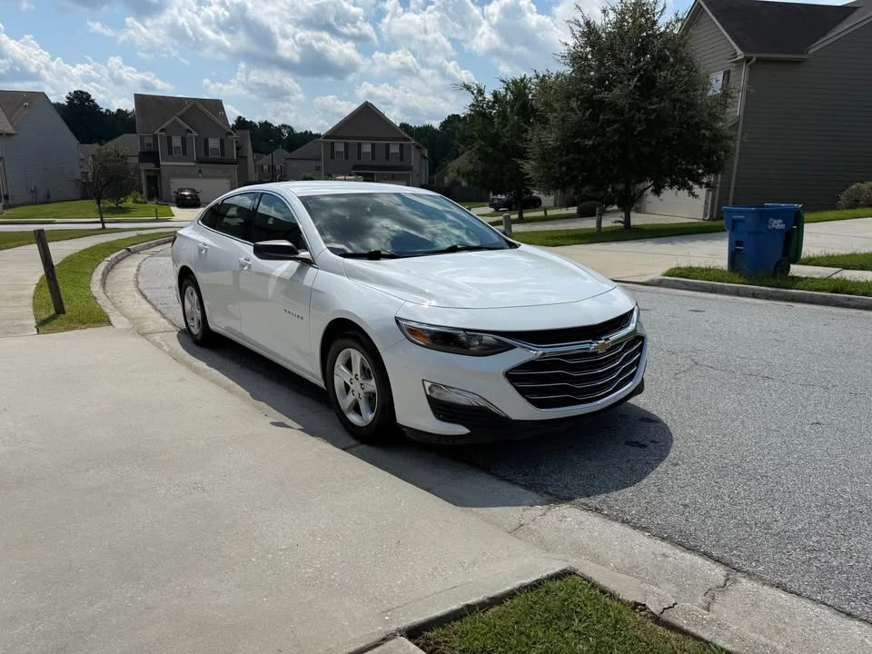 2023 Chevrolet Malibu - Image 2 of 14
