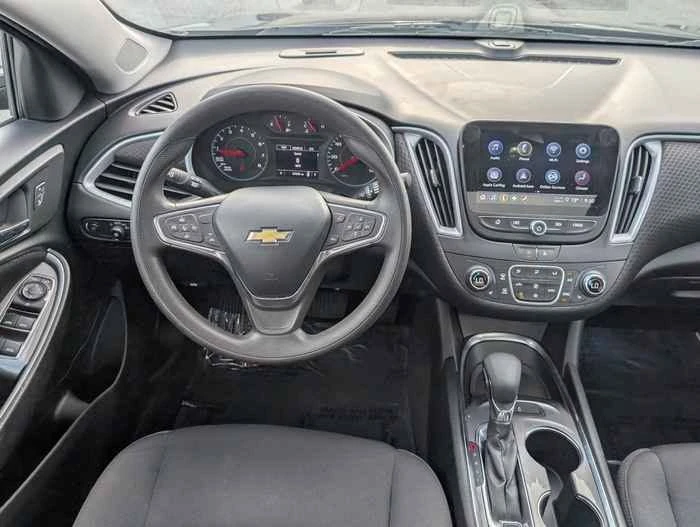 2023 Chevrolet Malibu - Image 7 of 15