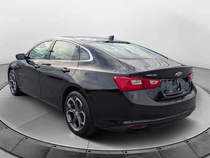 2023 Chevrolet Malibu - Image 2 of 15