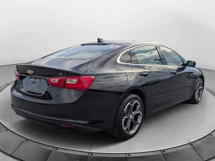 2023 Chevrolet Malibu - Image 3 of 15