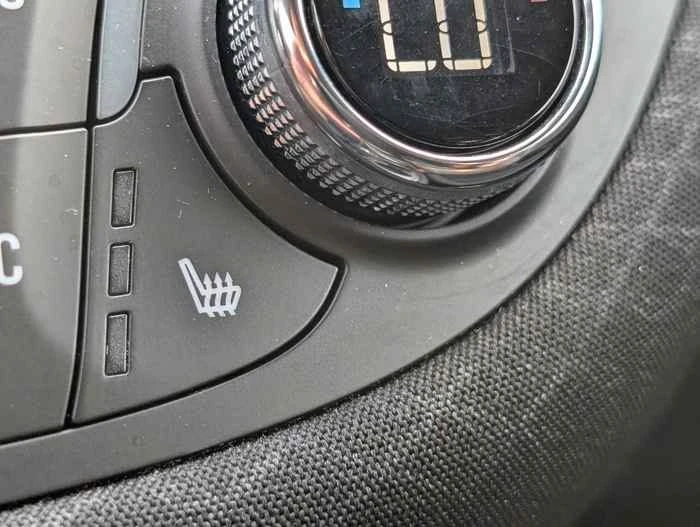 2023 Chevrolet Malibu - Image 13 of 15