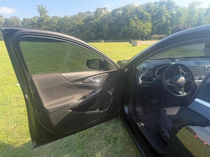 2023 Chevrolet Malibu - Image 10 of 12