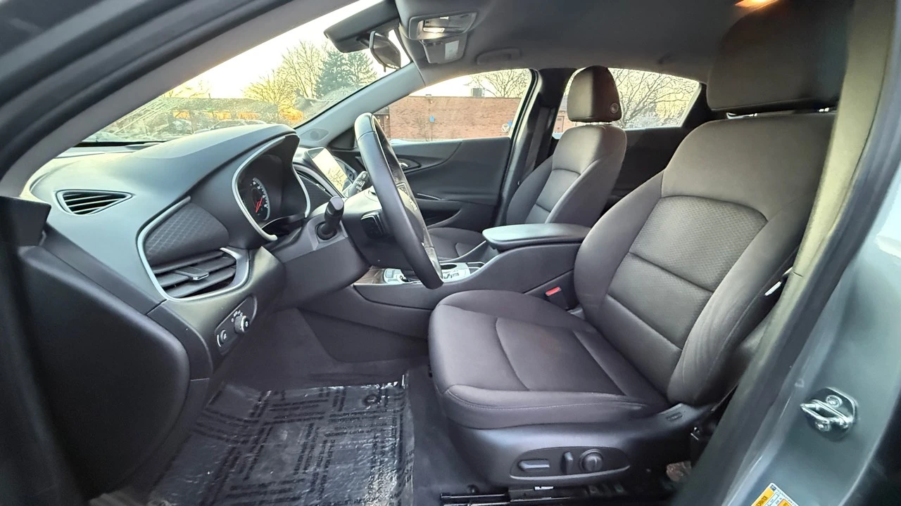 2023 Chevrolet Malibu - Image 10 of 21