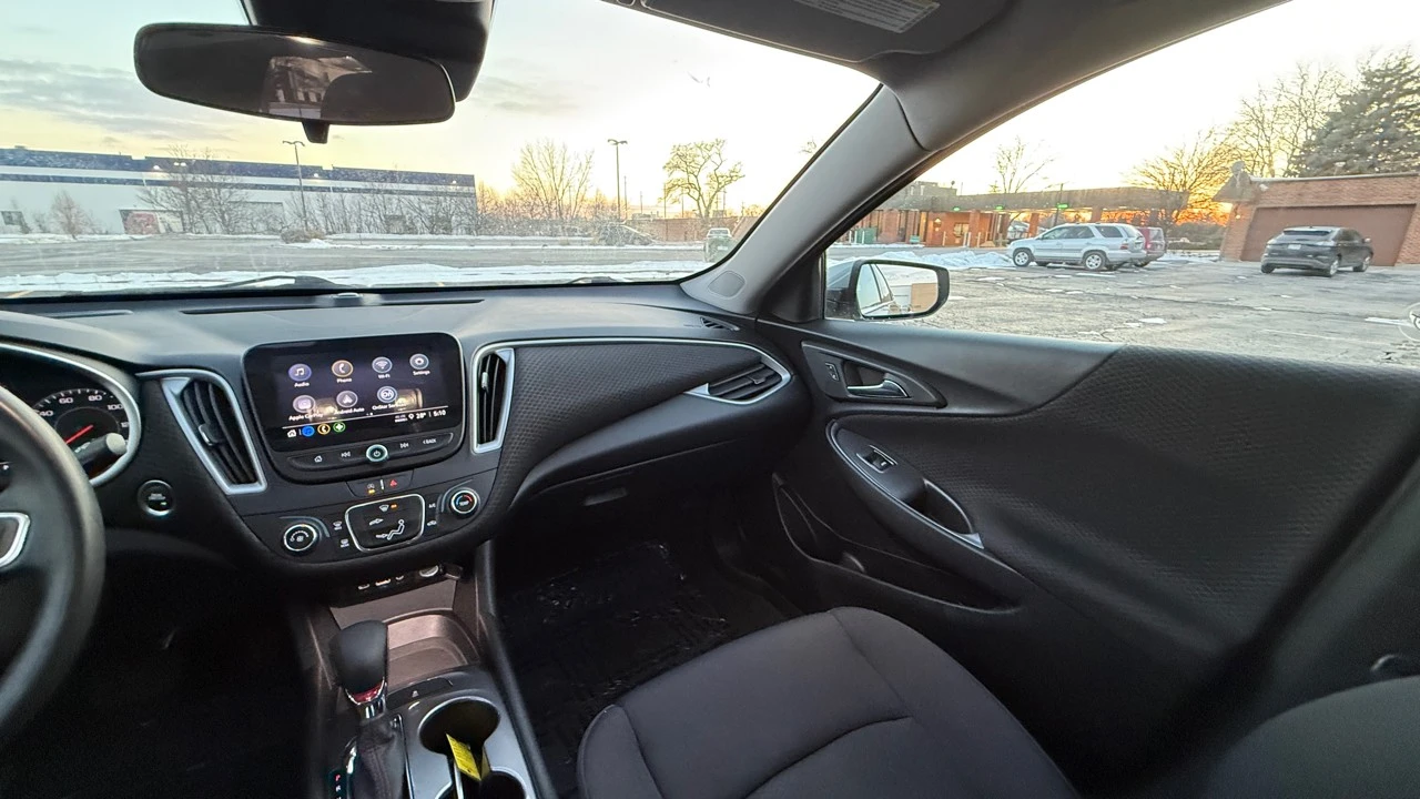 2023 Chevrolet Malibu - Image 18 of 21