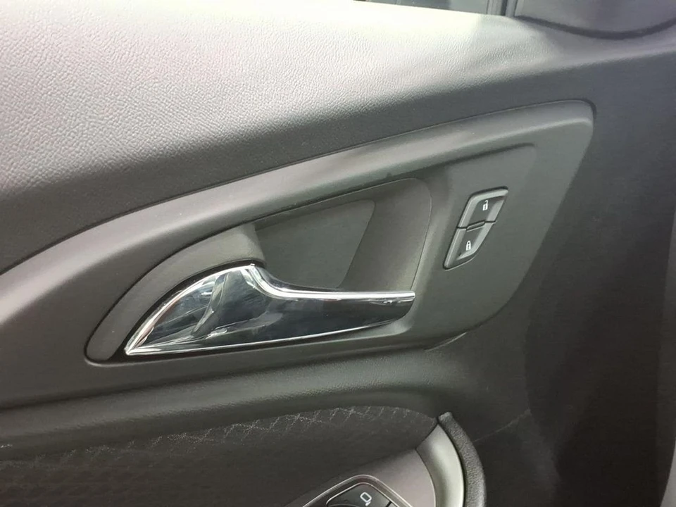 2023 Chevrolet Malibu - Image 14 of 21