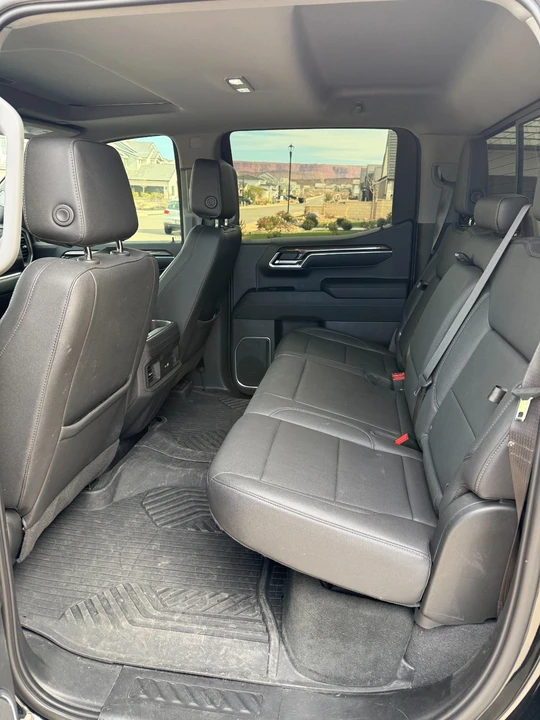 2023 Chevrolet Silverado 4th Gen - Image 14 of 21