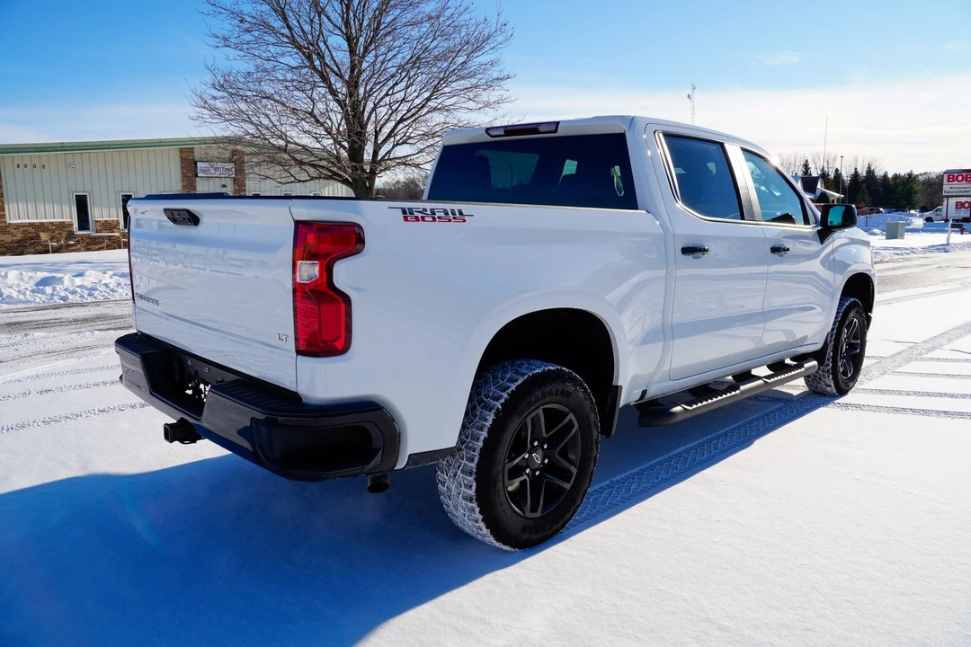 2023 Chevrolet Silverado 4th Gen - Image 4 of 21