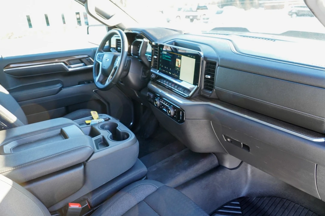 2023 Chevrolet Silverado 4th Gen - Image 13 of 21