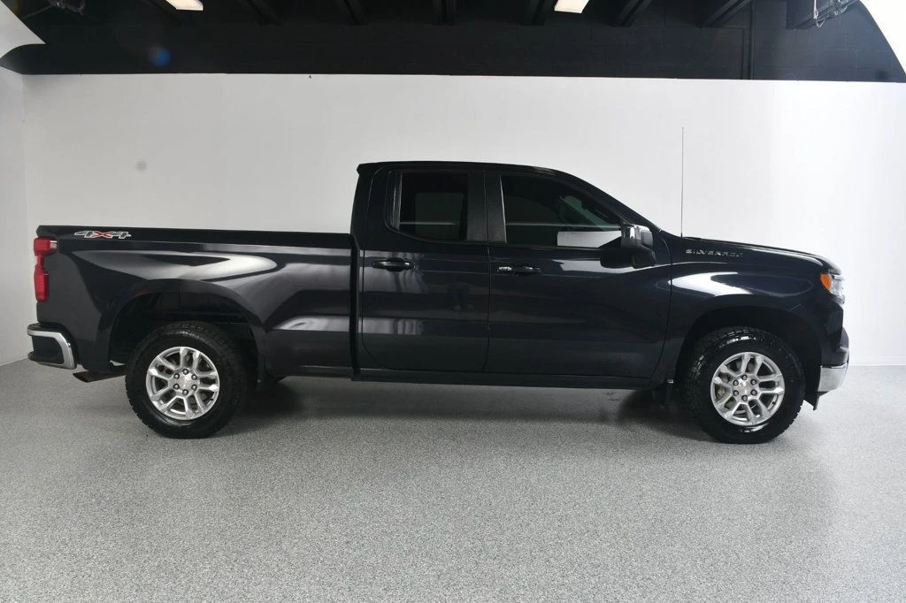 2023 Chevrolet Silverado 4th Gen - Image 3 of 12