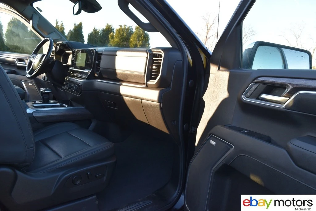 2023 Chevrolet Silverado 4th Gen - Image 17 of 21