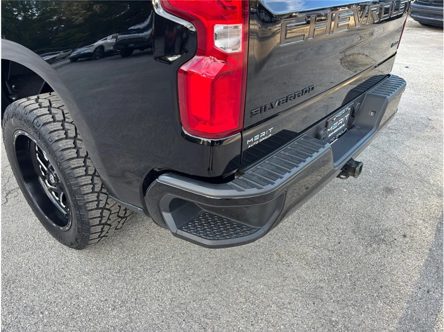 2023 Chevrolet Silverado 4th Gen - Image 15 of 21