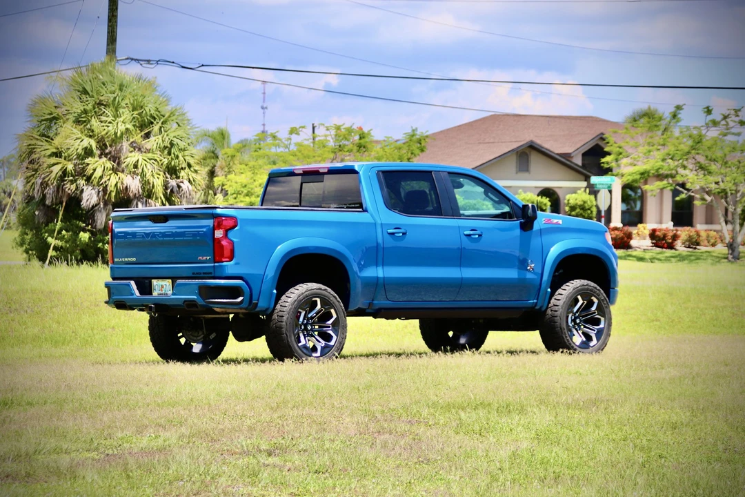 2023 Chevrolet Silverado 4th Gen - Image 13 of 31